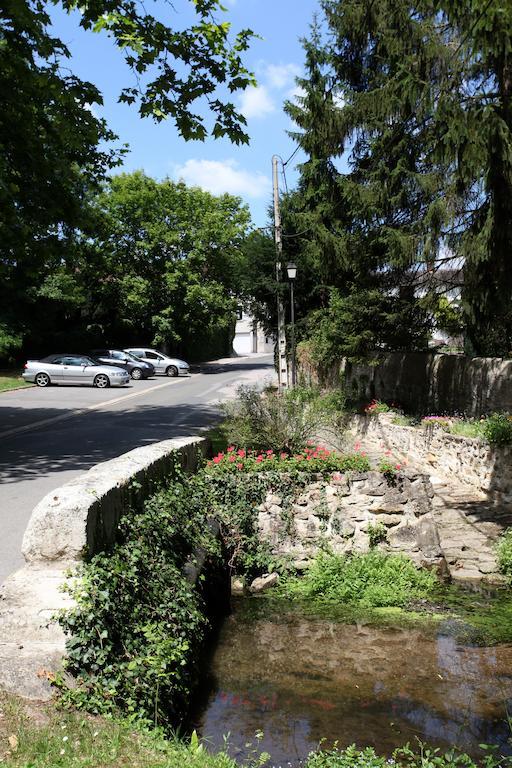 Saint Graal Bed & Breakfast Chamant Eksteriør bilde