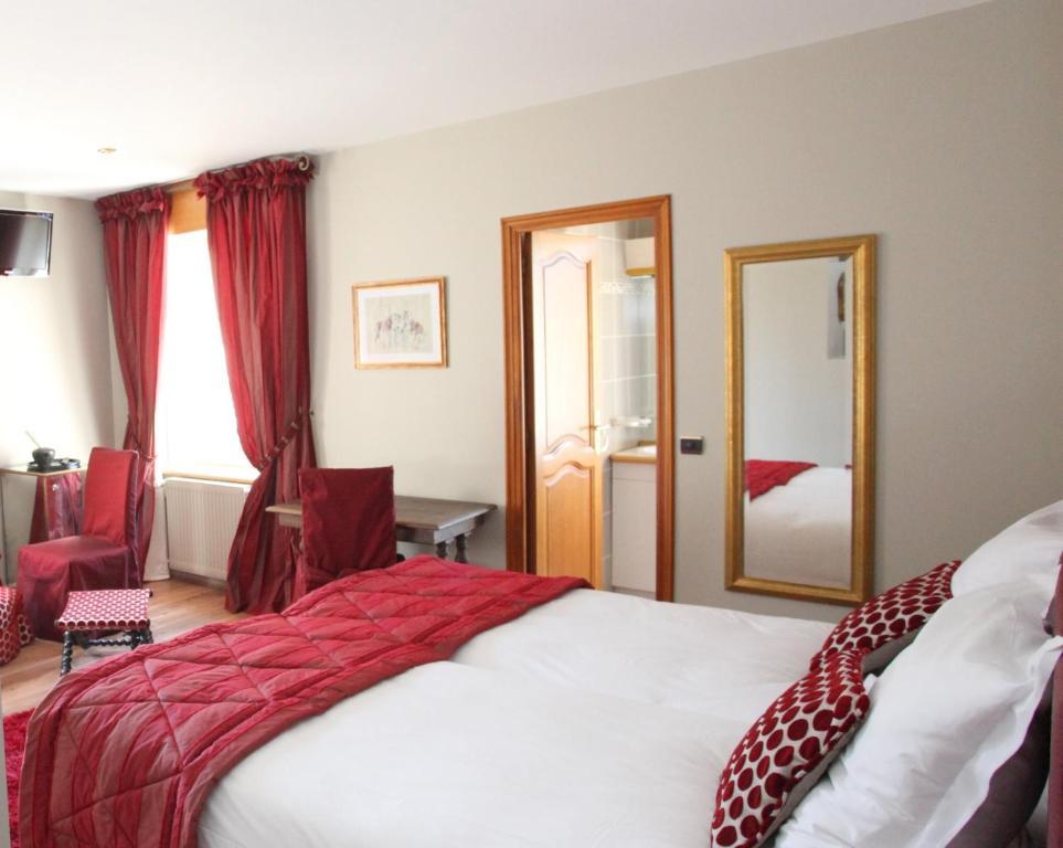 Saint Graal Bed & Breakfast Chamant Rom bilde