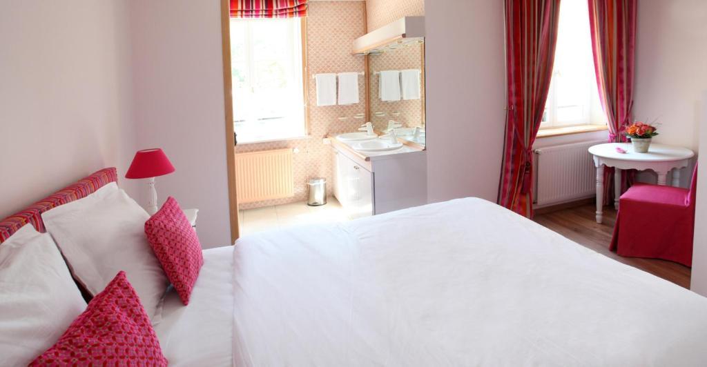 Saint Graal Bed & Breakfast Chamant Rom bilde