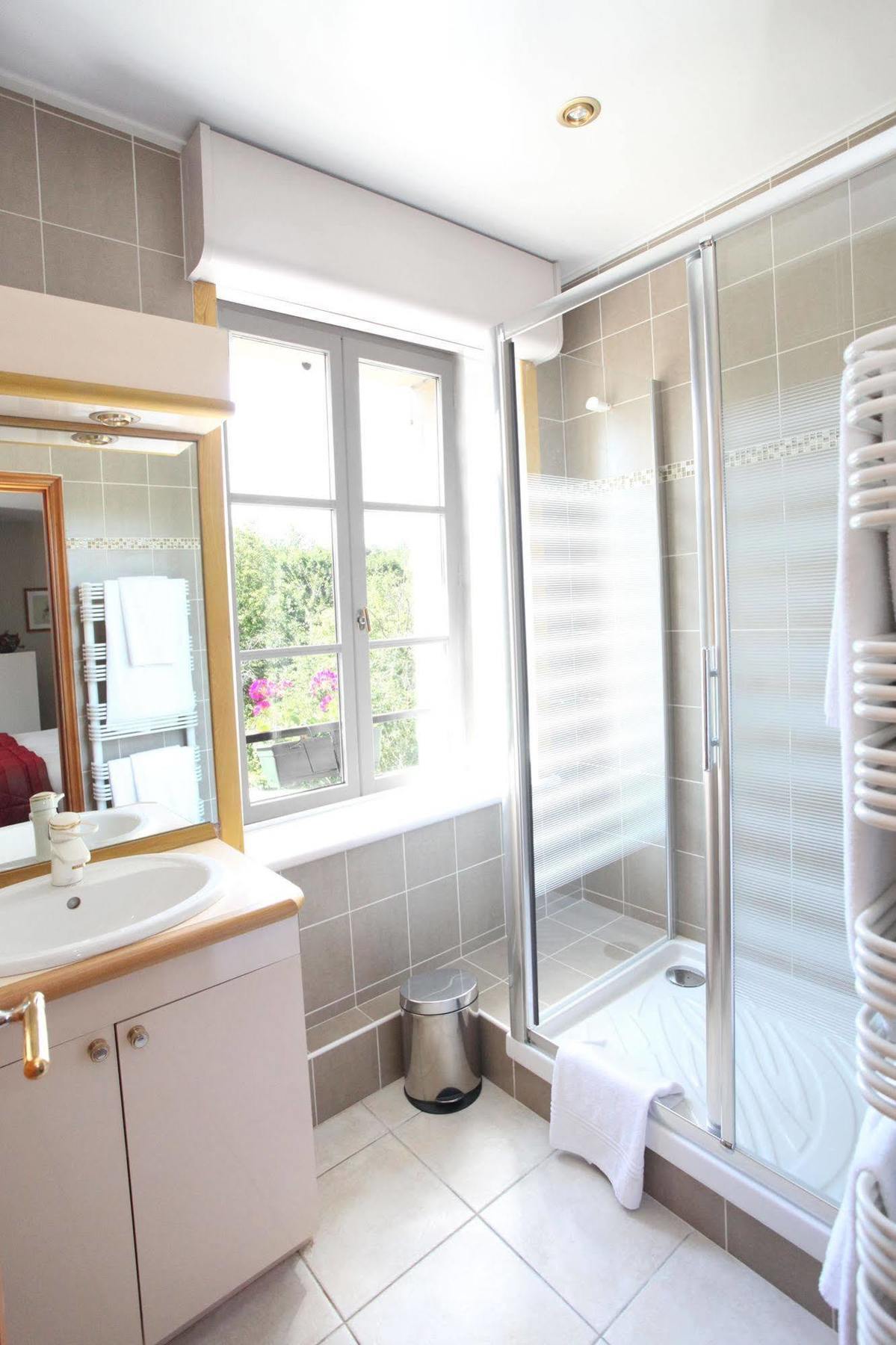Saint Graal Bed & Breakfast Chamant Eksteriør bilde