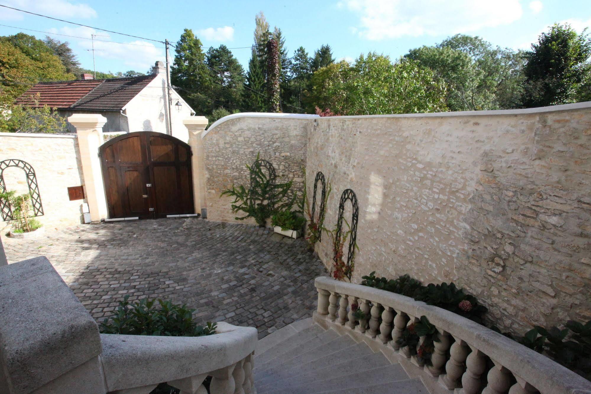 Saint Graal Bed & Breakfast Chamant Eksteriør bilde